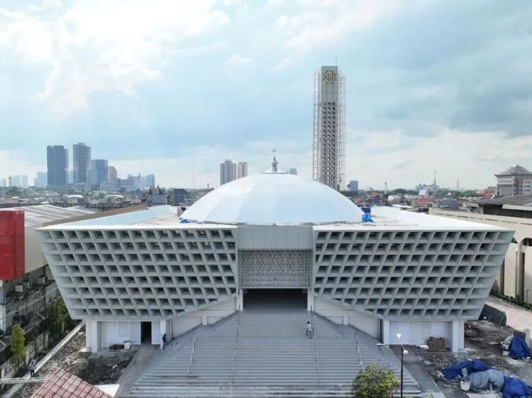 Uniknya Arsitektur Masjid Islamic Center Jatim Rancangan Ridwan Kamil