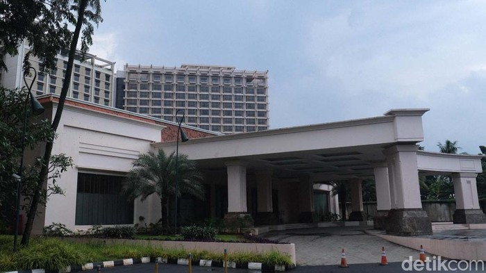 Pemerintah memenangkan putusan Peninjauan Kembali (PK) atas sengketa lahan Hotel Sultan. Pemerintah memutuskan untuk mengelola sendiri Hotel Sultan.