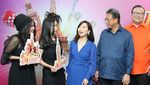 Meriah Bareng Mega Mengajak Nasabah Keliling Dunia