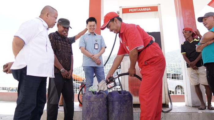 PT Pertamina menerapkan penggunaan QR code di Gorontalo.