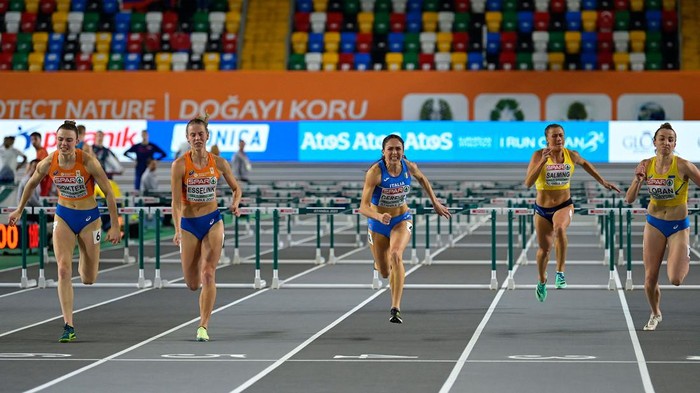 Ragam Aksi Atlet Lari Gawang di Kejuaraan Atletik Indoor Eropa Kejuaraan Atletik Indoor Eropa sedang berlangsung di Atakoy Arena, Istanbul, Turki, Jumat (3/3/2023). Yuk lihat aksi-aksi peserta di cabor lari gawang 60 meter putri.