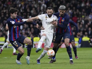 Real Madrid Vs Barcelona: Barca Menang Lewat Gol Bunuh Diri Militao