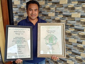 Cerita Made Sugianto, Perbekel yang Terjun ke Sastra Bali Modern