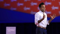 Saat ini, harta kekayaan Ramaswamy terus meningkat. Total kekayaan sebesar US$ 600 miliar atau setara dengan Rp 9,15 triliun. Harta kekayaan itu berasal dari salah satu perusahaan yang didirikannya yang bernama Myovant Science, perusahaan yang bergerak di sektor farmasi. Dylan Hollingsworth/Getty Images