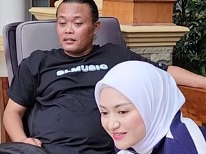 Nathalie Holscher Pulang ke Tambun Rumah Sule