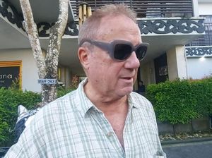 Turis Protes Kokok Ayam Dimediasi Gubernur Bali, tapi Malah Nggak Datang