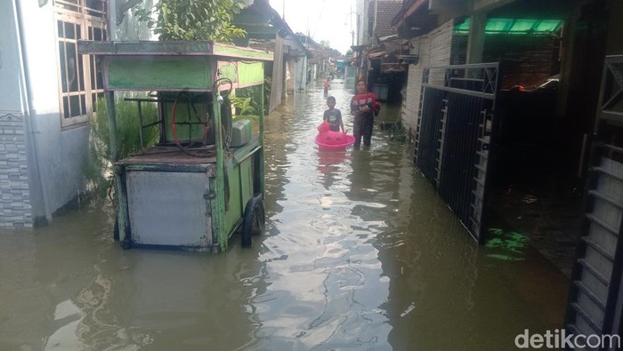 Kondisi banjir di Desa Doropayung Kecamatan Juwana, Kabupaten Pati, Sabtu (4/3/2023)
