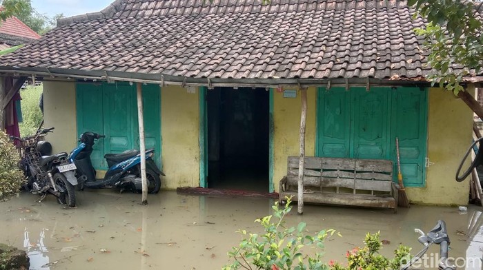 bengawan solo di Lamongan meluap