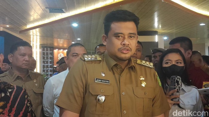 Wali Kota Medan Bobby Nasution mengundurkan diri sebagai panitia Formula E tahun 2023. Apa alasan Bobby mengajukan pengunduran diri tersebut?