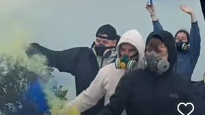 Ngonten Pakai Bom Asap di Kawah Ijen, Bule Rusia Akan Di-blacklist