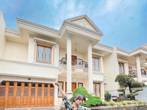 Gala Sky Senang Banget Lihat Kamarnya di Rumah Fuji: Uti Perbagus Dulu Ya