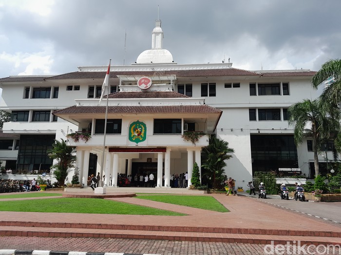 Kantor Wali Kota atau Balai Kota Medan.