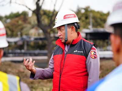 Momen Kapolri Jenderal Sigit Cek TKP Kebakaran Depo Plumpang