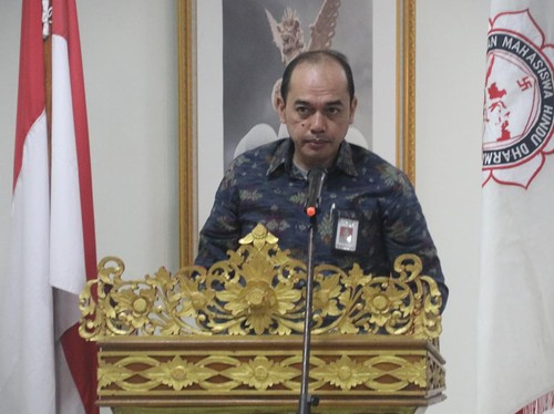 Kaban Kesbangpol Kabupaten Buleleng Nyoman Kappa Tri Aryandono saat memberikan sambutan dalam acara talkshow bertajuk 