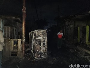 Cerita Yogi Sempat Kesetrum saat Evakuasi Korban Kebakaran Depo Plumpang