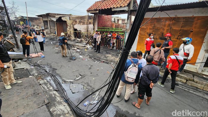 Pertamina Mulai Investigasi Penyebab Kebakaran di Depo Plumpang