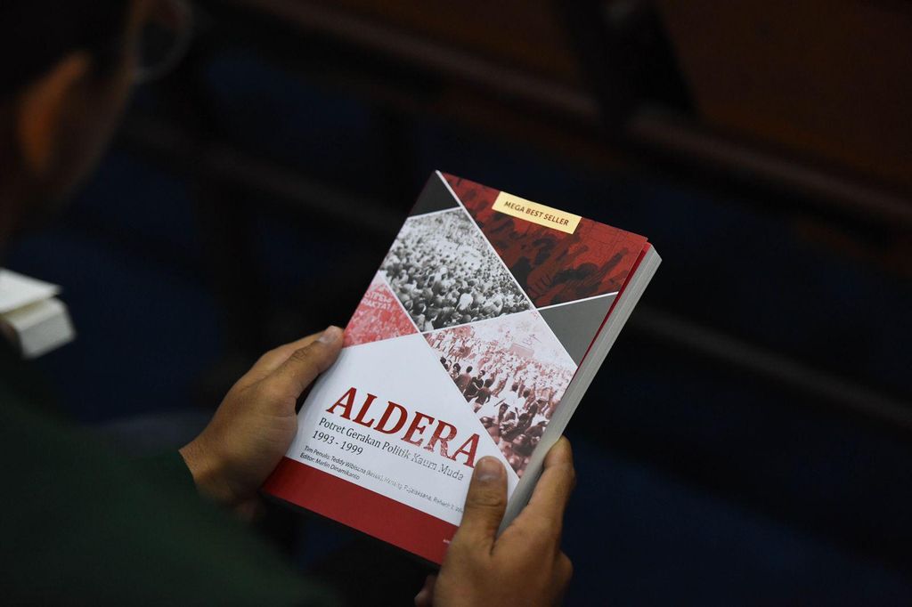 Lewat Bedah Buku 'ALDERA', Rektor USU Harap Kaum Muda Kawal Konstitusi