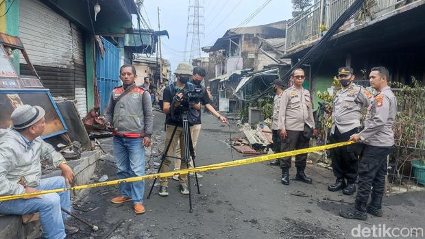 Lokasi kebakaran Depo Pertamina Plumpang, Jakut, disterilkan jelang olah TKP