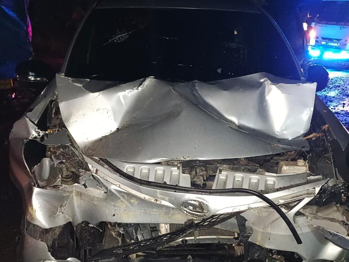 Mobil Avanza yang mengalami kecelakaan di Toba