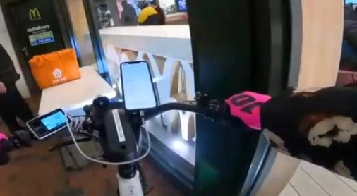 Gegara Bikin Video, Pengantar Makanan Ini Dilarang Ambil Pesanan di McD
