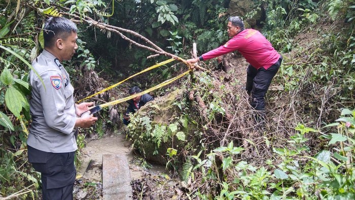 Penemuan granat nanas di Mamasa, Sulbar.