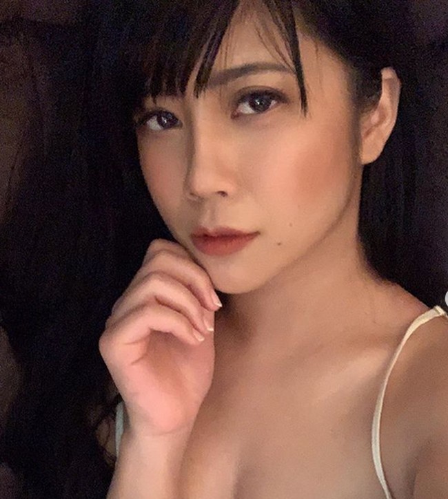 Quqco, streamer populer di Twitch bikin ulah dengan tampil seksi. Kini Quqco di-banned dari Twitch. Foto: dok. Instagram/@hello.quqco