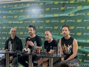 Aksi Naff hingga Simple Plan di Everblast Festival Hari Pertama