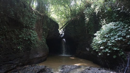 Air Terjun Kembar Lipah Desa Petang, Badung, Bali.