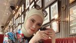 Angel Lelga Hobi Ngopi, Ini  Momennya Saat Hangout Menikmati Kopi