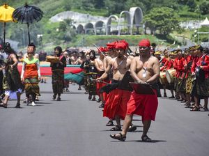 Atraksi Budaya Sasak Lombok Ramaikan WSBK Mandalika