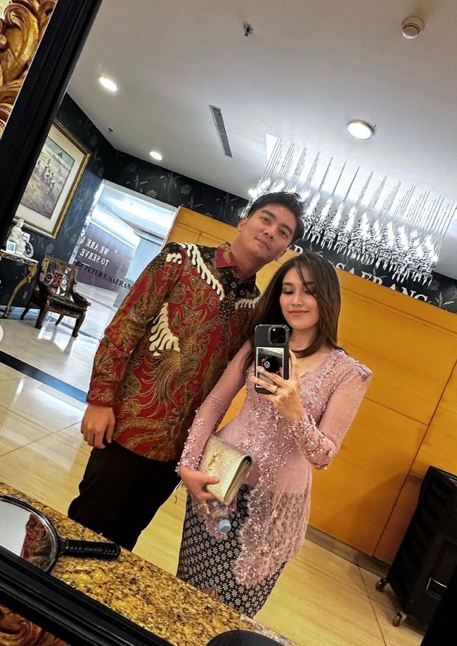 Ayu juga sempat digosipkan dekat dengan Didi Riyadi dan Boy William. Namun kabarnya kala itu hubungan Ayu dengan Didi ataupun Boy hanya sebatas settingan. Foto: Instagram/@boywilliam17
