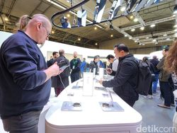 MWC 2023: Mobil Terbang, Robot dan Mengintip Masa Depan