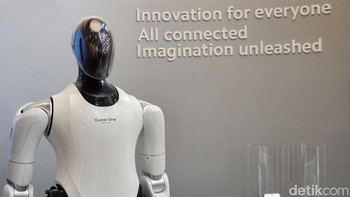 Robot humanoid besutan Xiaomi. Foto: Ardhi Suryadhi
