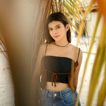 Catherine Elshad, bintang sinetron Anak Jalanan.