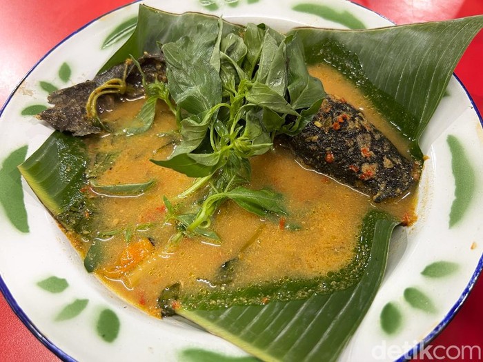 Di Kedai Rukun Yakarta Ada Bakmoy dan Mangut Lele Khas Jogja
