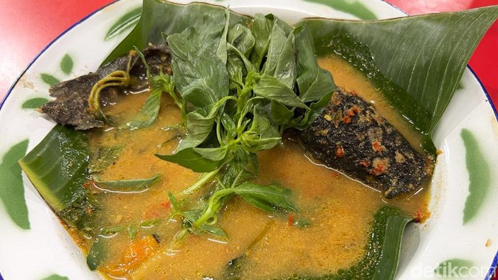 Di Kedai Rukun Yakarta Ada Bakmoy dan Mangut Lele Khas Jogja
