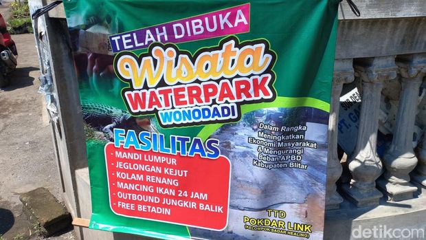 Jalan rusak Blitar