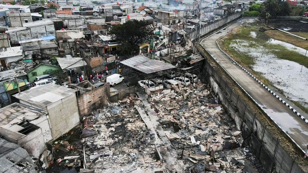Lokasi Depo Pertamina Plumpang di Koja, Jakarta Utara, yang terbakar pada Jumat, 3 Maret 2023.