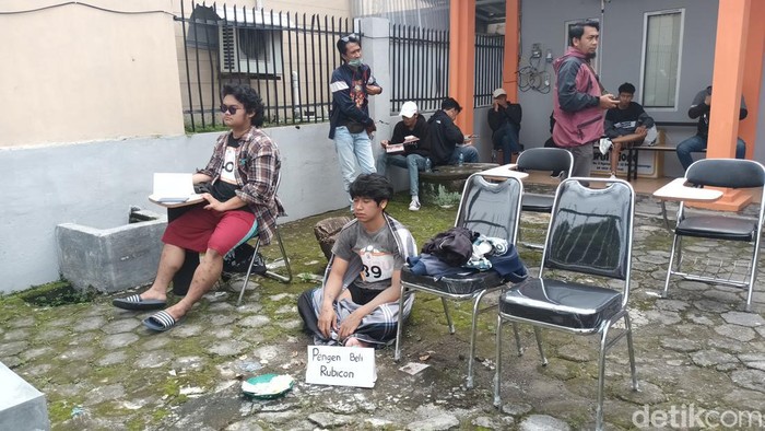 Lomba melamun di Solo, Minggu (5/3/2023).