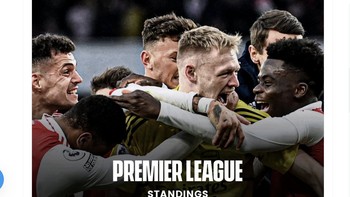 Dengan kemenangan penting ini, Arsenal tetap selisih 5 poin dengan Manchester City. Foto: Twitter