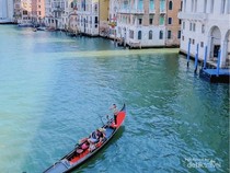 Katanya, Jangan Coba-coba Pesan Pizza di Venesia, Kenapa?