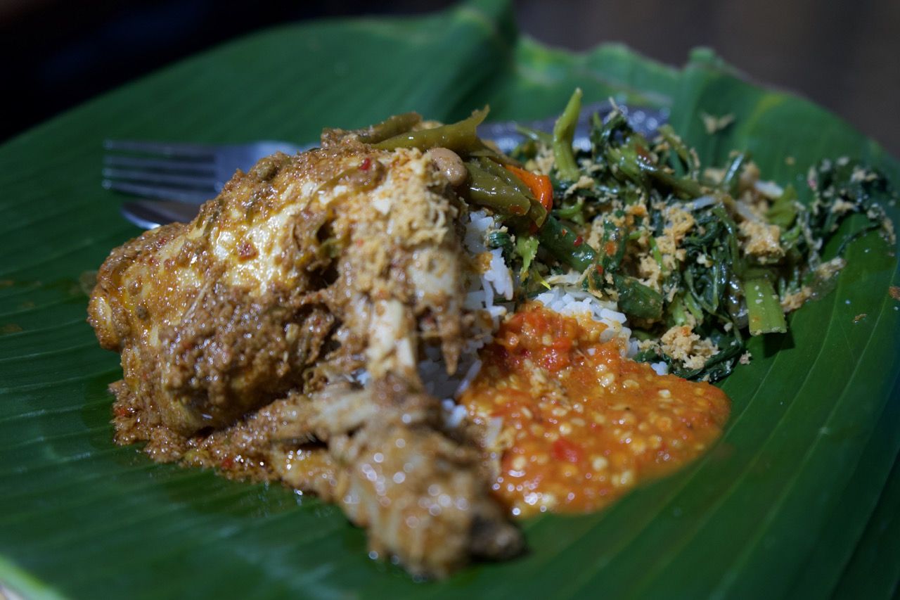 Nasi 'Lonte' di Medan. (Goklas Wisely/detikSumut)