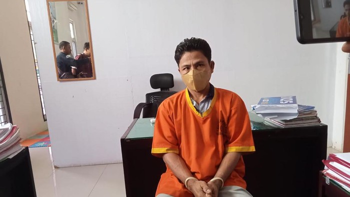 Pelaku pemerkosaana anak kandung di Jambi. (Foto: Istimewa)