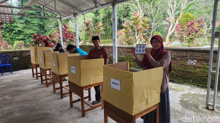 Pemilihan ketua RW 5 Desa Candirejo, Kecamatan Ngawen, Klaten, Minggu (5/3/2023).
