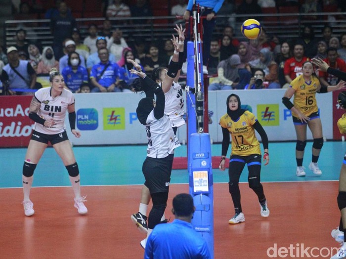 Proliga 2023, Bandung Bjb Tandamata Kalah Telak dari Jakarta BIN, Semarang, Sabtu (4/3/2023).