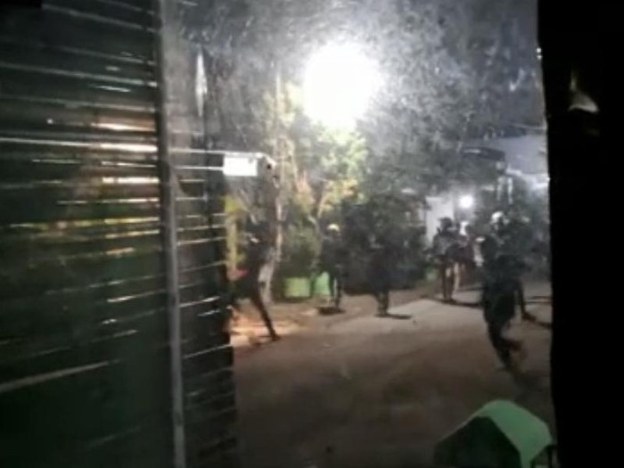 Tawuran antarkelompok pesilat Ngawi
