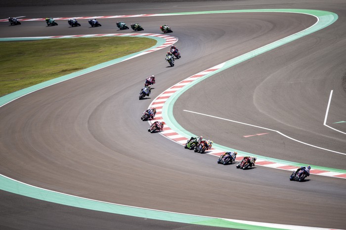 Toprak Razgatlioglu  keluar menjadi pemenang dalam Superpole Race World Superbike (WSBK) Mandalika. Ini jadi kemenangan pertama Toprak dalam gelaran WSBK 2023.