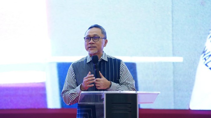 Pemerintah terus memperbaiki tata kelola dan regulasi ekspor-impor untuk mendorong hilirisasi industri produk ekspor berbasis sumber daya alam (SDA).