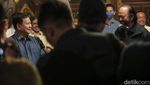 Usai Pertemuan, Prabowo-Surya Paloh Salam Komando dan Berpelukan
