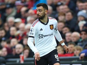 Saat Bruno Fernandes Dibikin Nyerah Bocah Ingusan Liverpool